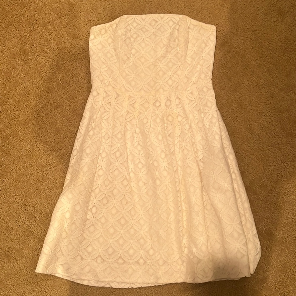 White lace dress